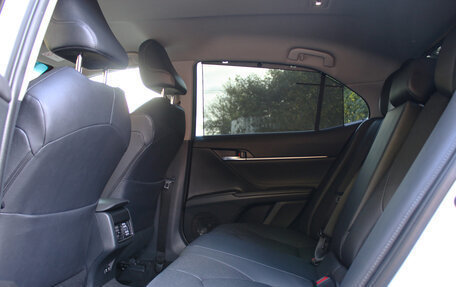 Toyota Camry, 2022 год, 3 800 000 рублей, 8 фотография