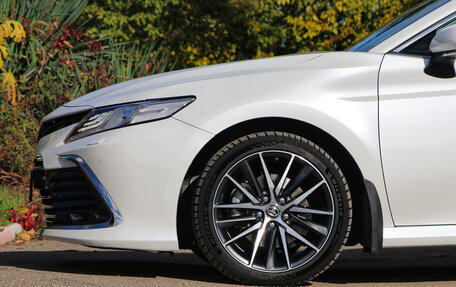 Toyota Camry, 2022 год, 3 800 000 рублей, 21 фотография