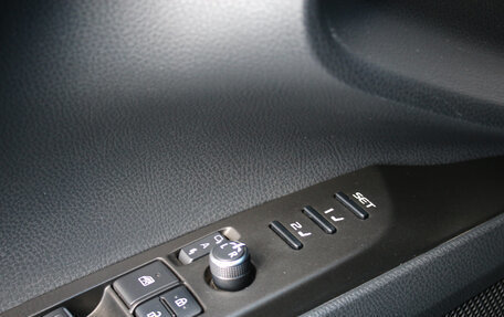 Toyota Camry, 2022 год, 3 800 000 рублей, 17 фотография