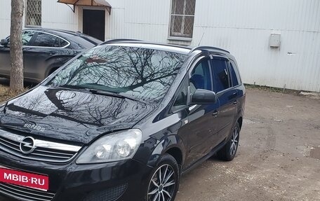 Opel Zafira B, 2012 год, 960 000 рублей, 1 фотография