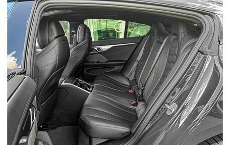 BMW 8 серия, 2022 год, 6 700 000 рублей, 19 фотография