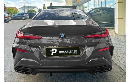 BMW 8 серия, 2022 год, 6 700 000 рублей, 20 фотография