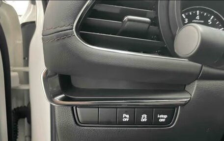 Mazda 3, 2022 год, 2 100 000 рублей, 12 фотография