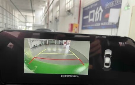 Mazda 3, 2022 год, 2 100 000 рублей, 15 фотография