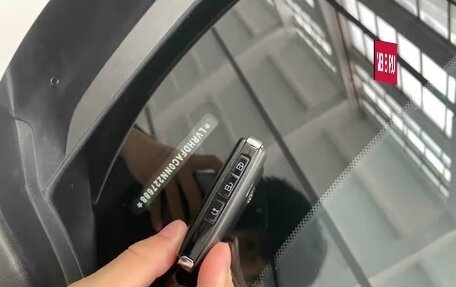 Mazda 3, 2022 год, 2 100 000 рублей, 28 фотография