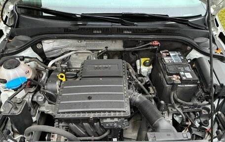 Volkswagen Jetta VI, 2018 год, 1 600 000 рублей, 14 фотография