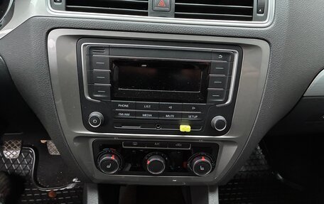 Volkswagen Jetta VI, 2018 год, 1 600 000 рублей, 20 фотография