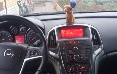 Opel Astra J, 2011 год, 570 000 рублей, 6 фотография