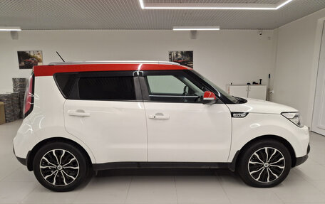 KIA Soul II рестайлинг, 2018 год, 1 518 000 рублей, 5 фотография