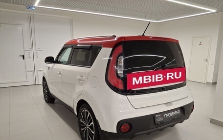 KIA Soul II рестайлинг, 2018 год, 1 518 000 рублей, 8 фотография