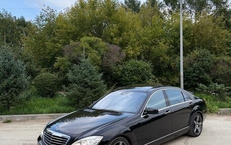 Mercedes-Benz S-Класс, 2009 год, 2 000 000 рублей, 4 фотография