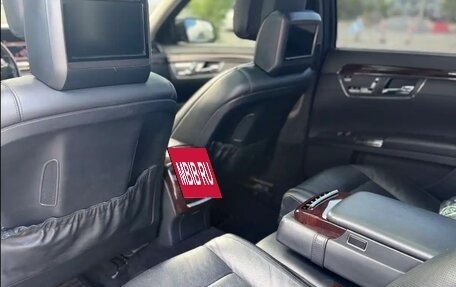 Mercedes-Benz S-Класс, 2009 год, 2 000 000 рублей, 18 фотография