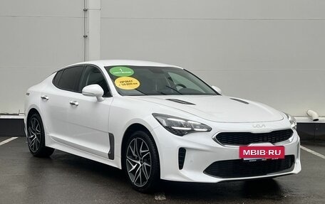 KIA Stinger I, 2022 год, 4 070 000 рублей, 8 фотография