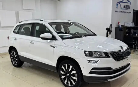 Skoda Karoq I, 2021 год, 3 000 000 рублей, 2 фотография