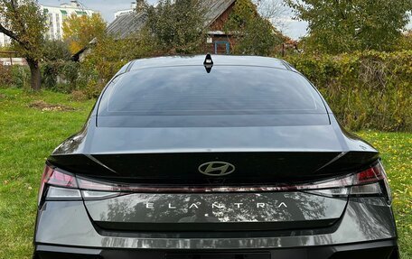 Hyundai Elantra, 2024 год, 2 350 000 рублей, 29 фотография