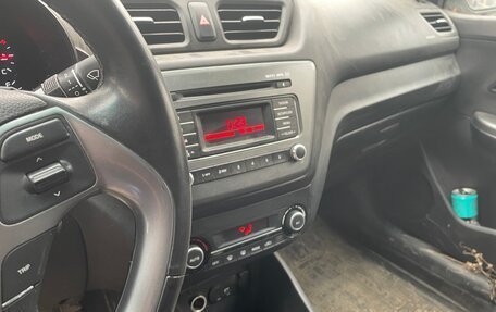 KIA Rio III рестайлинг, 2016 год, 500 000 рублей, 2 фотография