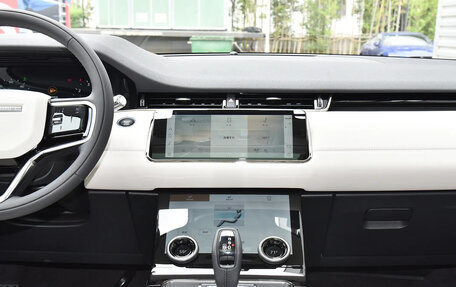 Land Rover Range Rover Evoque II, 2025 год, 4 674 000 рублей, 11 фотография