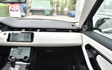 Land Rover Range Rover Evoque II, 2025 год, 4 674 000 рублей, 17 фотография