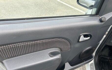 Renault Logan I, 2007 год, 185 000 рублей, 8 фотография