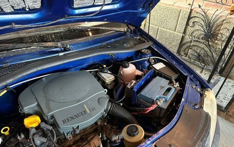 Renault Logan I, 2006 год, 160 000 рублей, 5 фотография