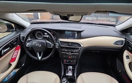 Infiniti QX30, 2017 год, 2 469 000 рублей, 12 фотография