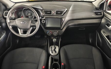 KIA Rio III рестайлинг, 2013 год, 1 049 000 рублей, 11 фотография