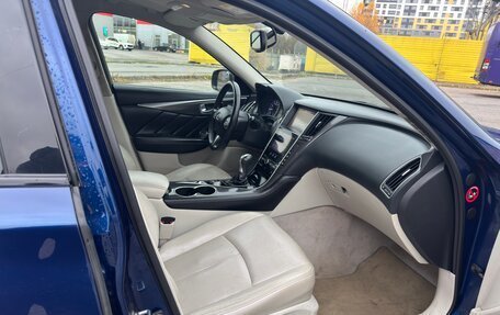 Infiniti Q50 I рестайлинг, 2017 год, 1 730 000 рублей, 9 фотография