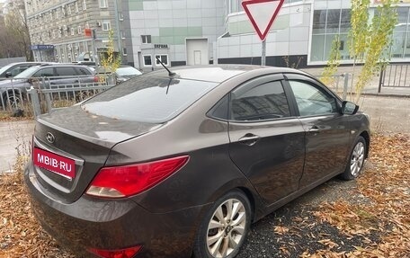 Hyundai Solaris II рестайлинг, 2015 год, 510 000 рублей, 3 фотография