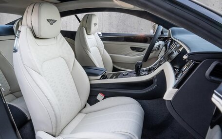 Bentley Continental GT, 2025 год, 44 500 000 рублей, 5 фотография