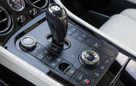 Bentley Continental GT, 2025 год, 44 500 000 рублей, 16 фотография