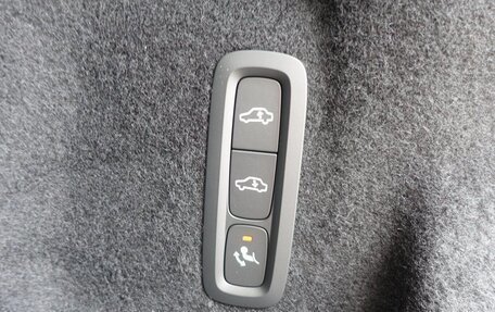 Volvo XC60 II, 2025 год, 7 700 000 рублей, 27 фотография