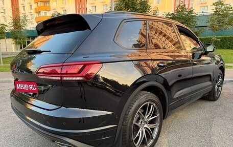 Volkswagen Touareg III, 2019 год, 3 950 000 рублей, 9 фотография