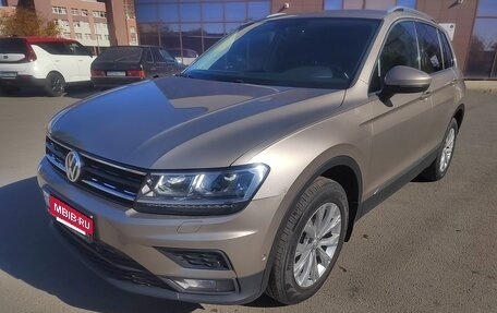 Volkswagen Tiguan II, 2017 год, 2 000 000 рублей, 2 фотография