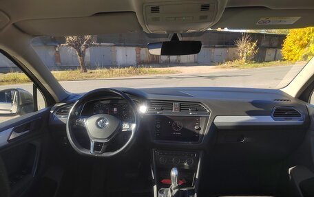 Volkswagen Tiguan II, 2017 год, 2 000 000 рублей, 8 фотография