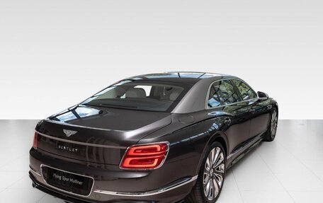 Bentley Flying Spur, 2025 год, 41 000 000 рублей, 5 фотография