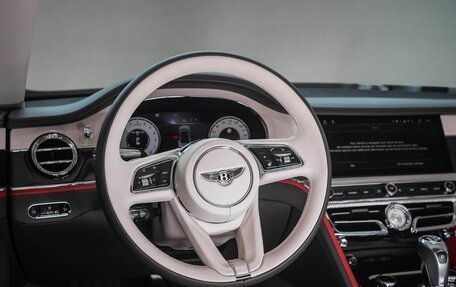 Bentley Flying Spur, 2025 год, 41 000 000 рублей, 10 фотография