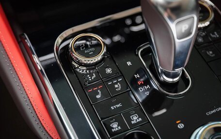 Bentley Flying Spur, 2025 год, 41 000 000 рублей, 16 фотография