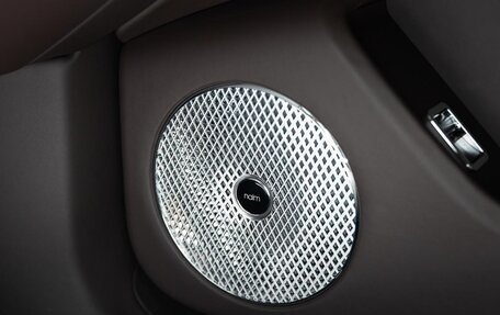 Bentley Flying Spur, 2025 год, 41 000 000 рублей, 21 фотография