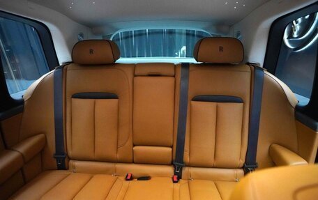 Rolls-Royce Cullinan, 2025 год, 59 000 000 рублей, 16 фотография