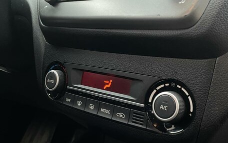 KIA Rio III рестайлинг, 2016 год, 1 065 000 рублей, 17 фотография