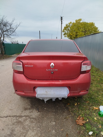 Renault Logan II, 2015 год, 650 000 рублей, 1 фотография