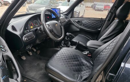 Chevrolet Niva I рестайлинг, 2006 год, 335 000 рублей, 9 фотография