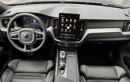 Volvo XC60 II, 2025 год, 7 490 000 рублей, 10 фотография