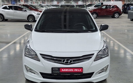 Hyundai Solaris II рестайлинг, 2015 год, 770 000 рублей, 2 фотография