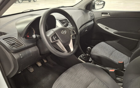 Hyundai Solaris II рестайлинг, 2015 год, 770 000 рублей, 16 фотография