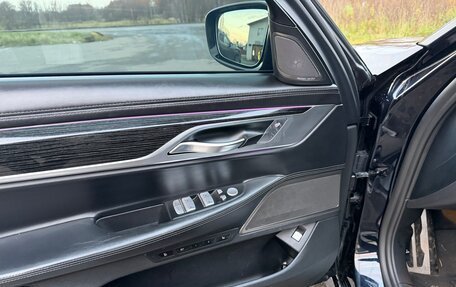 BMW 7 серия, 2019 год, 4 150 000 рублей, 12 фотография