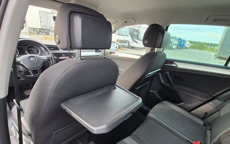 Volkswagen Tiguan II, 2018 год, 1 950 000 рублей, 7 фотография