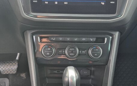 Volkswagen Tiguan II, 2018 год, 1 950 000 рублей, 11 фотография