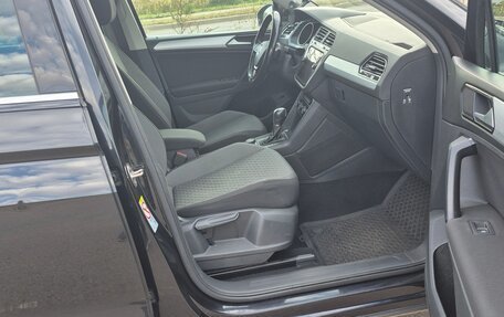 Volkswagen Tiguan II, 2018 год, 1 950 000 рублей, 18 фотография