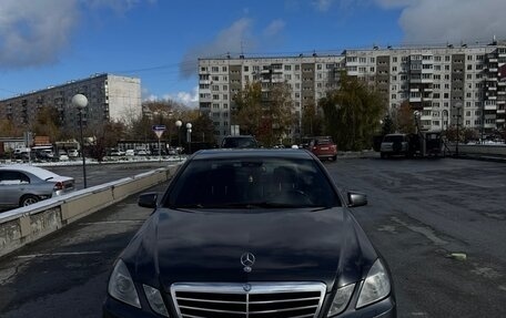 Mercedes-Benz E-Класс, 2012 год, 1 670 000 рублей, 6 фотография